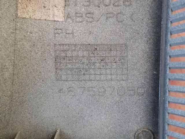 bontott OPEL MERIVA A Jobb Alsó Hátsó Lámpa