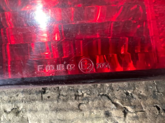 bontott OPEL MERIVA A Jobb Alsó Hátsó Lámpa