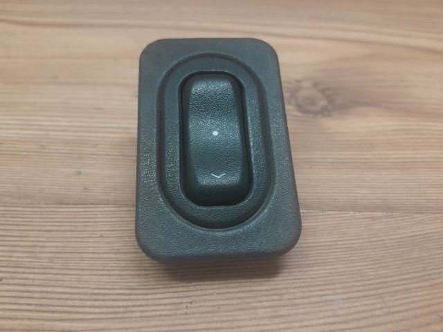 bontott OPEL MERIVA A Jobb első Ablakemelő Kapcsoló