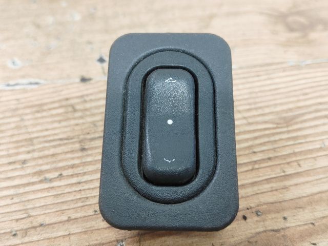 bontott OPEL MERIVA A Jobb első Ablakemelő Kapcsoló