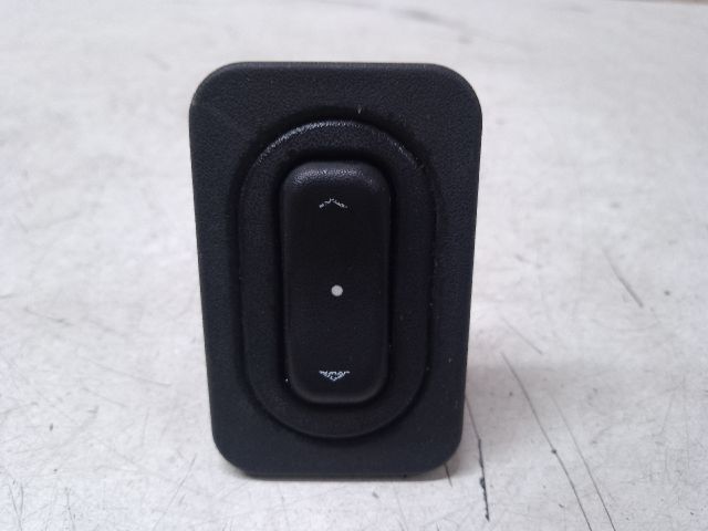 bontott OPEL MERIVA A Jobb első Ablakemelő Kapcsoló