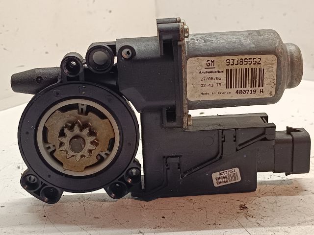 bontott OPEL MERIVA A Jobb első Ablakemelő Motor