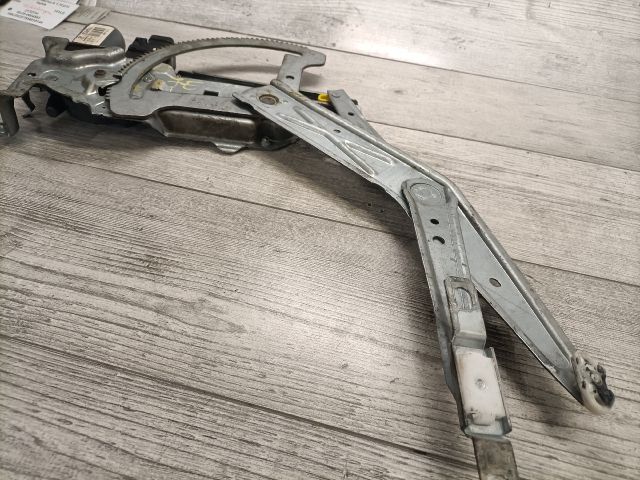 bontott OPEL MERIVA A Jobb első Ablakemelő Szerkezet (Elektromos)