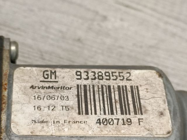 bontott OPEL MERIVA A Jobb első Ablakemelő Szerkezet (Elektromos)