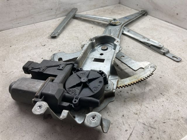 bontott OPEL MERIVA A Jobb első Ablakemelő Szerkezet (Elektromos)