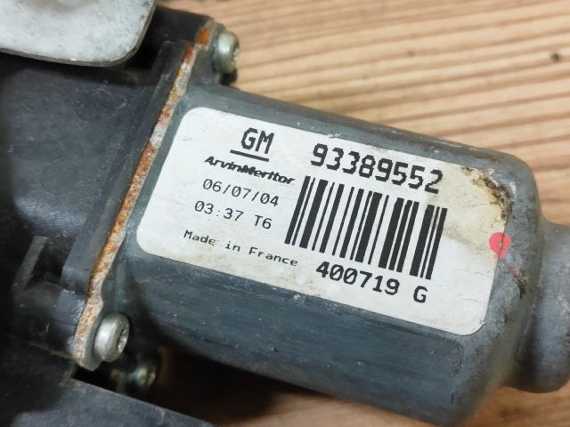 bontott OPEL MERIVA A Jobb első Ablakemelő Szerkezet (Elektromos)