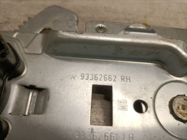 bontott OPEL MERIVA A Jobb első Ablakemelő Szerkezet (Elektromos)