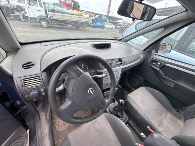 bontott OPEL MERIVA A Jobb első Ajtóbehúzó