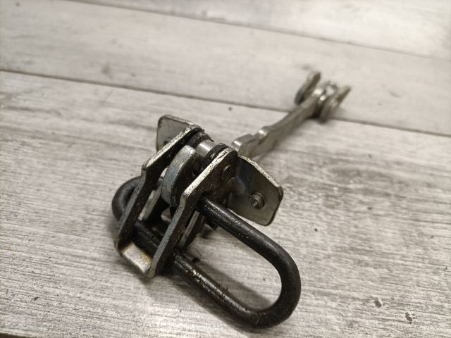 bontott OPEL MERIVA A Jobb első Ajtóhatároló