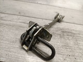 bontott OPEL MERIVA A Jobb első Ajtóhatároló