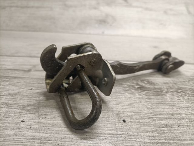 bontott OPEL MERIVA A Jobb első Ajtóhatároló