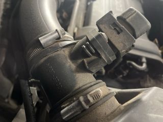 bontott OPEL MERIVA A Jobb első Ajtóhatároló