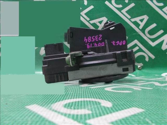 bontott OPEL MERIVA A Jobb első Ajtózár