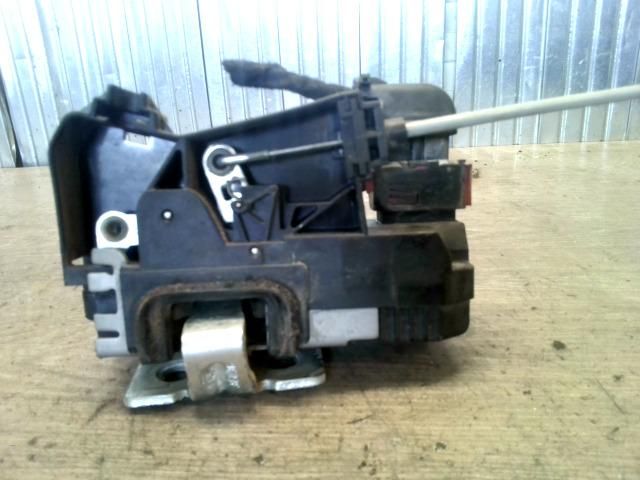 bontott OPEL MERIVA A Jobb első Ajtózár