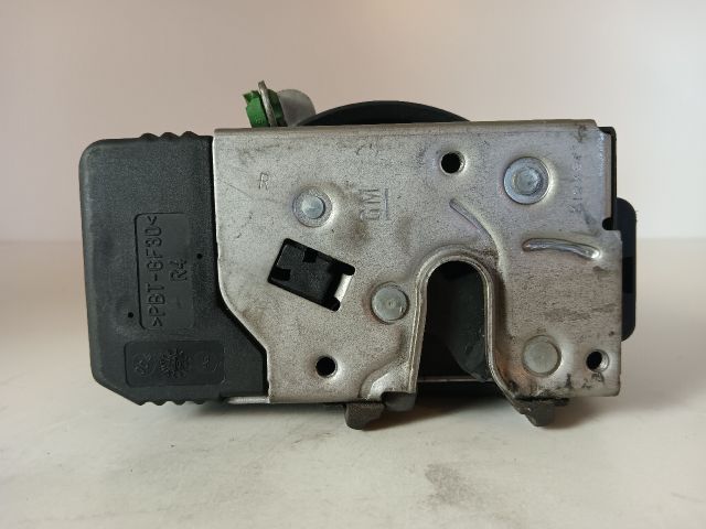 bontott OPEL MERIVA A Jobb első Ajtózár