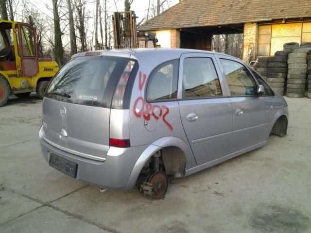 bontott OPEL MERIVA A Jobb első Ajtózár