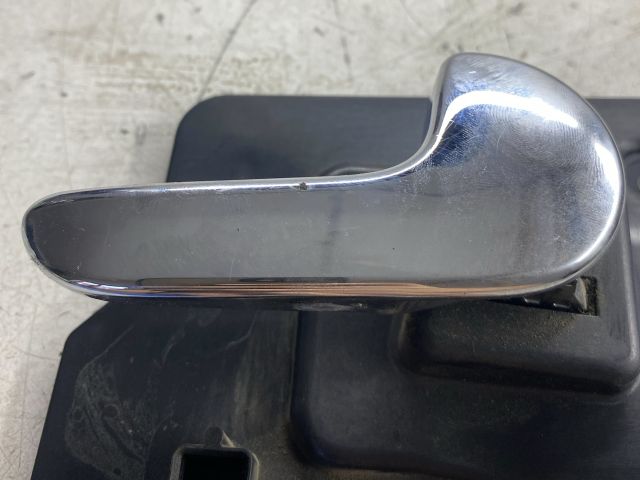 bontott OPEL MERIVA A Jobb első Belső Kilincs