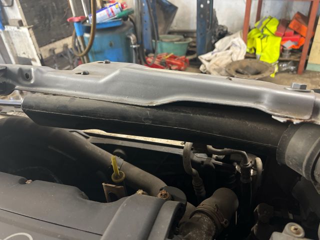 bontott OPEL MERIVA A Jobb első Biztonsági Öv Csat