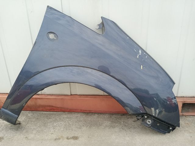 bontott OPEL MERIVA A Jobb első Sárvédő