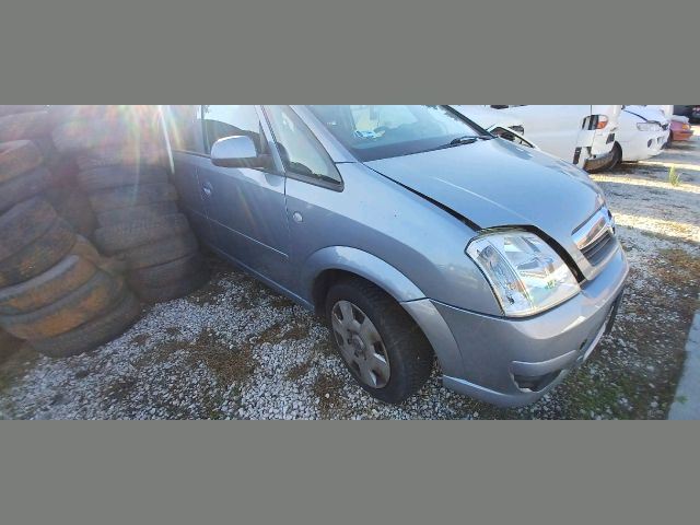 bontott OPEL MERIVA A Jobb első Sárvédő