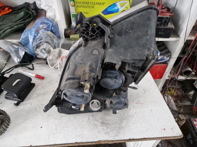 bontott OPEL MERIVA A Jobb Fényszóró