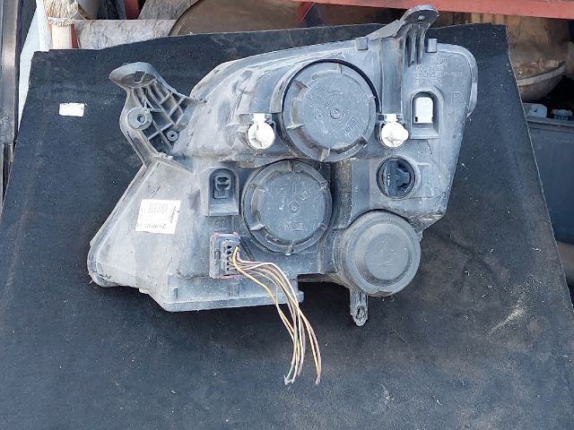 bontott OPEL MERIVA A Jobb Fényszóró