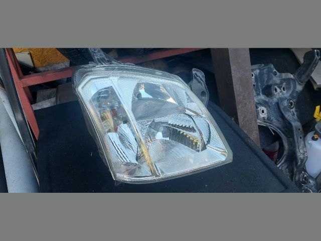 bontott OPEL MERIVA A Jobb Fényszóró