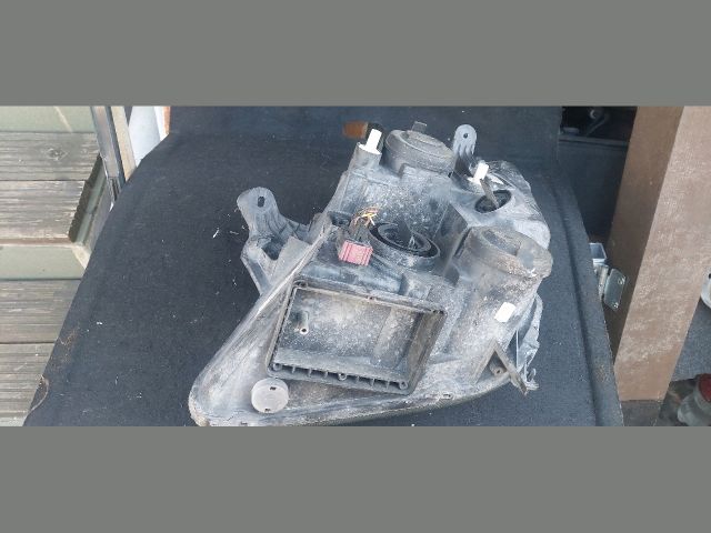 bontott OPEL MERIVA A Jobb Fényszóró