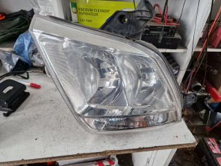 bontott OPEL MERIVA A Jobb Fényszóró