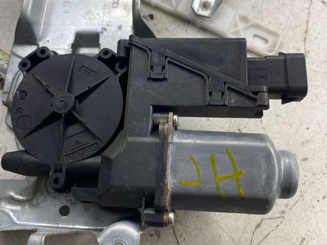 bontott OPEL MERIVA A Jobb hátsó Ablakemelő Szerkezet (Elektromos)