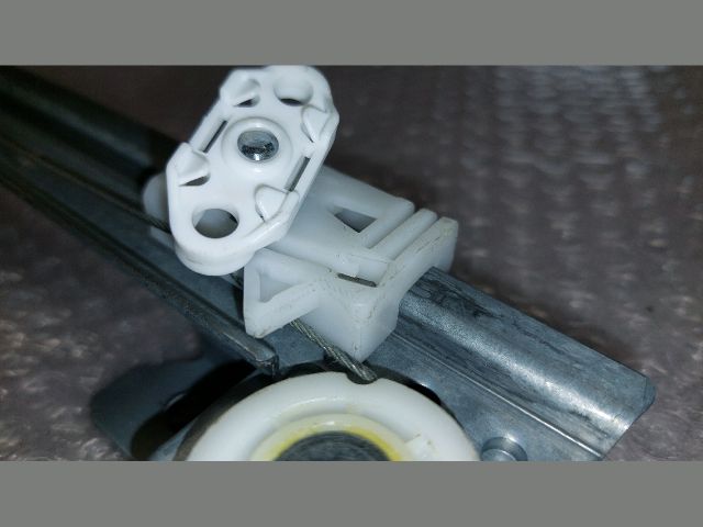 bontott OPEL MERIVA A Jobb hátsó Ablakemelő Szerkezet (Mechanikus)