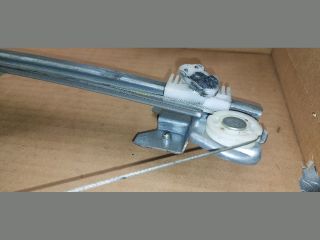 bontott OPEL MERIVA A Jobb hátsó Ablakemelő Szerkezet (Mechanikus)