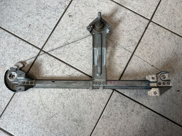 bontott OPEL MERIVA A Jobb hátsó Ablakemelő Szerkezet (Mechanikus)