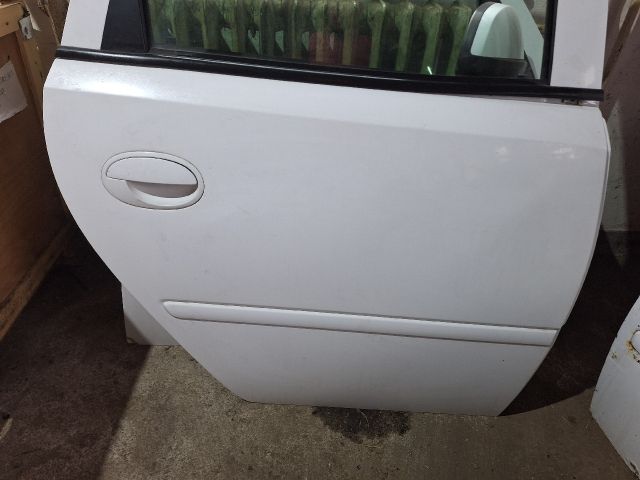 bontott OPEL MERIVA A Jobb hátsó Ajtó (Részeivel)