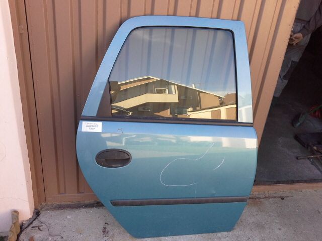 bontott OPEL MERIVA A Jobb hátsó Ajtó (Üres lemez)