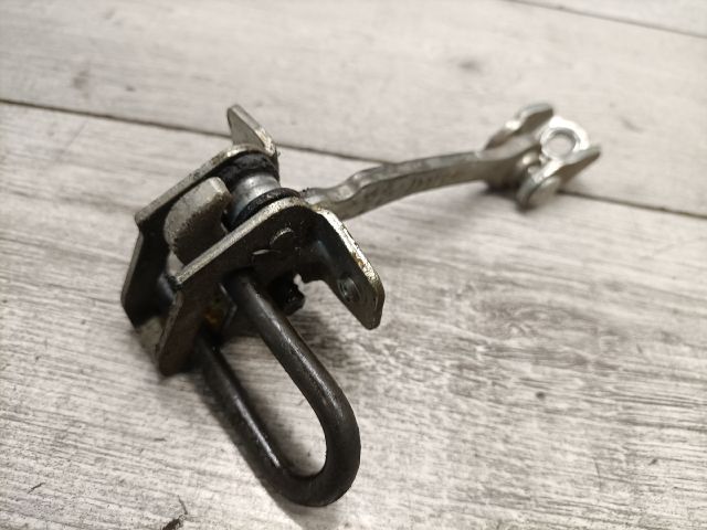 bontott OPEL MERIVA A Jobb hátsó Ajtóhatároló