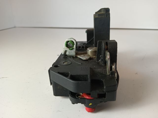 bontott OPEL MERIVA A Jobb hátsó Ajtózár