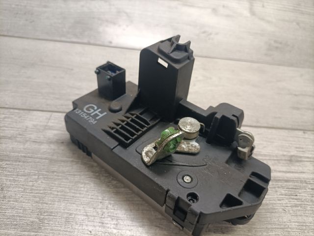 bontott OPEL MERIVA A Jobb hátsó Ajtózár