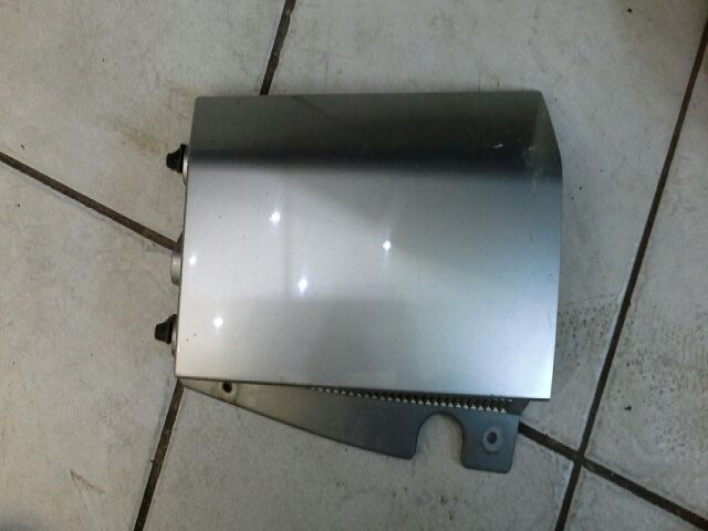 bontott OPEL MERIVA A Jobb Hátsó Lámpa Bajusz Díszléc