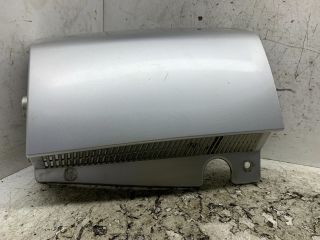 bontott OPEL MERIVA A Jobb Hátsó Lámpa Bajusz Díszléc