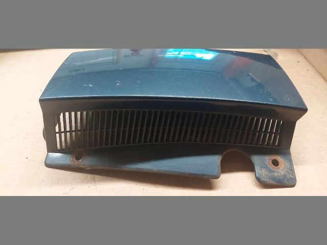 bontott OPEL MERIVA A Jobb Hátsó Lámpa Bajusz Díszléc