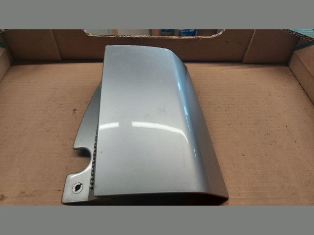 bontott OPEL MERIVA A Jobb Hátsó Lámpa Bajusz Díszléc