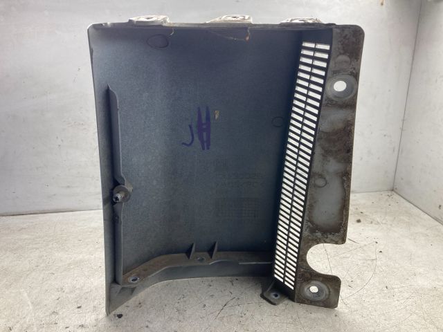 bontott OPEL MERIVA A Jobb Hátsó Lámpa Bajusz Díszléc