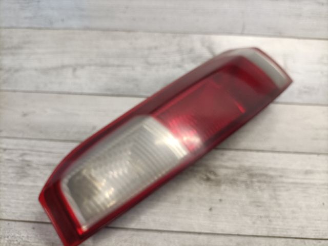 bontott OPEL MERIVA A Jobb Hátsó Lámpa