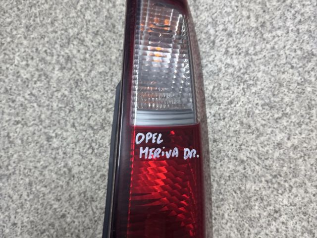 bontott OPEL MERIVA A Jobb Hátsó Lámpa