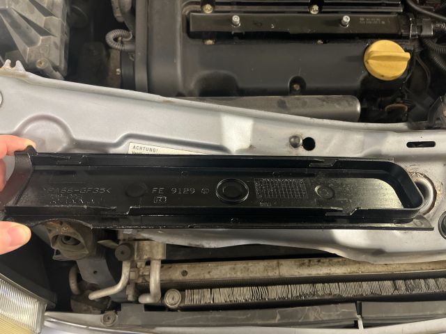 bontott OPEL MERIVA A Jobb Ködfényszóró