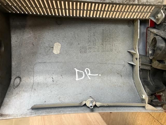 bontott OPEL MERIVA A Jobb Külső Hátsó Lámpa