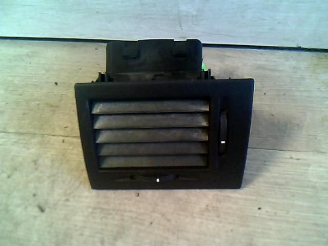 bontott OPEL MERIVA A Jobb Szellőző