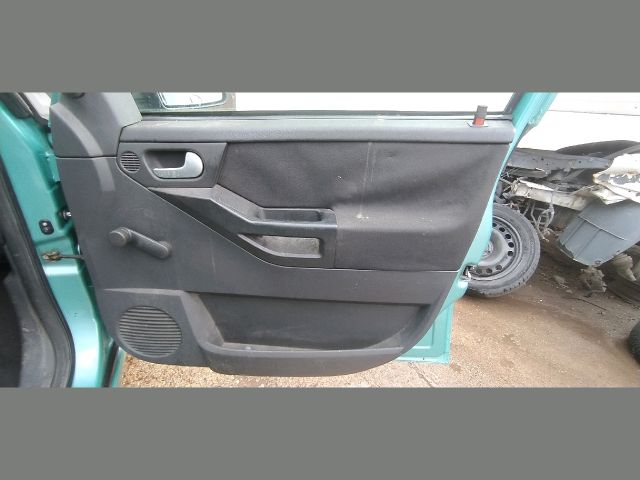 bontott OPEL MERIVA A Kalaptartó