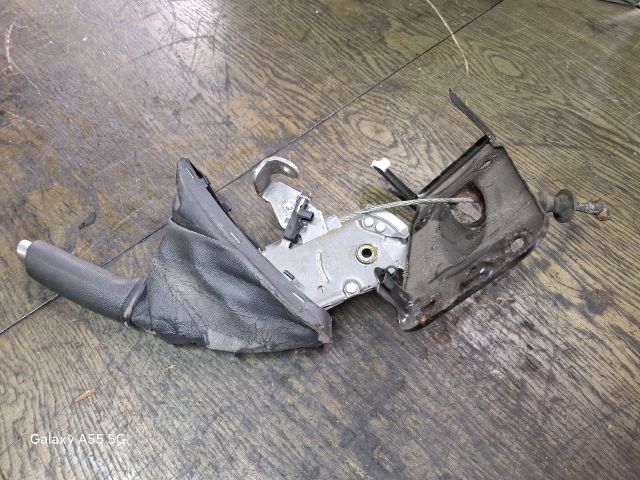 bontott OPEL MERIVA A Kézifék Kar